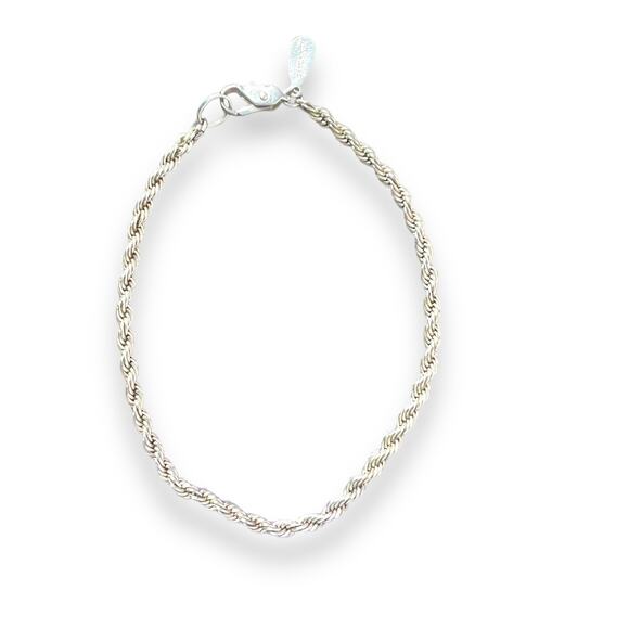 Bracelet Jewelry - Vintage silver tone bracelet sz 8,5